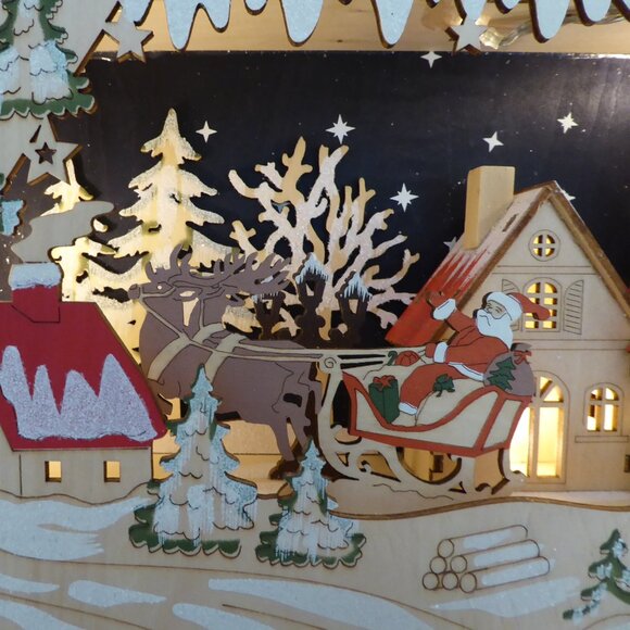 NEW 17” CHRISTMAS LED LIGHT UP LASER CUT WOOD SANTA CLAUS WINTER VILLAGE SCENE - Picture 8 of 16